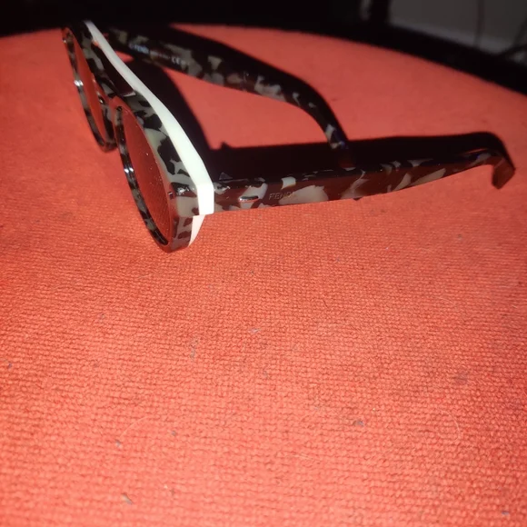 Fendi Ladie's shades Ff M0017/S